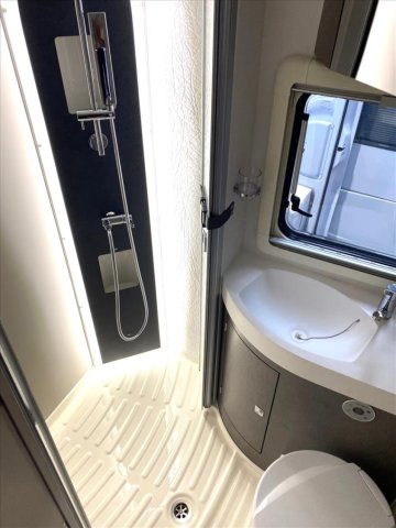 Wingamm Oasi 690 Twins - Photo 3