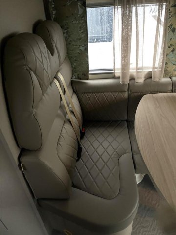 Wingamm Oasi 690 Twins - Photo 8