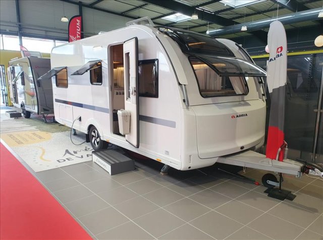 Achat Adria Adora 502 UL Neuf