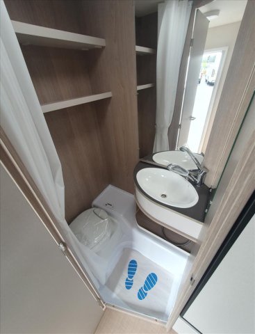 Burstner Premio Life 490 TK - Photo 10