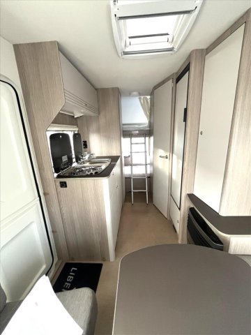 Burstner Premio Life 415 TK - Photo 11