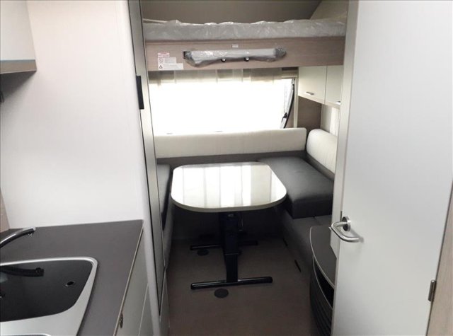 Burstner Caravane PREMIO PLUS - Photo 2