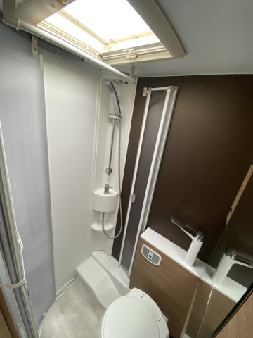 Adria Compact SP Plus boite auto - Photo 8