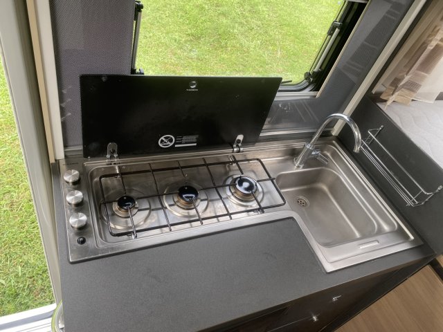 Adria Compact SP Plus boite auto - Photo 10