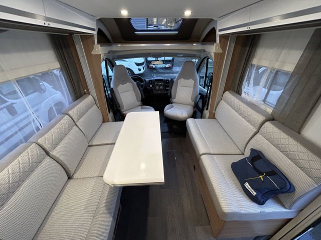 Adria Matrix Axess 600 DT 600dt tout équipé - Photo 11