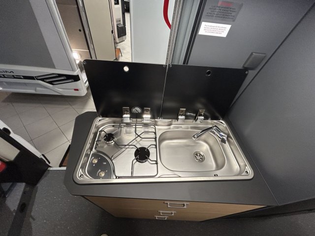 Adria Twin 600 SPB 600spb boite auto / tout equipé - Photo 17