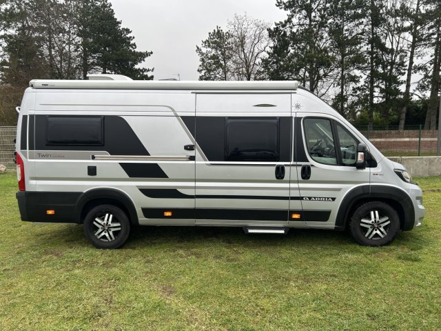 Adria Twin 640 SGX 640sgx tout équipé full options - Photo 2