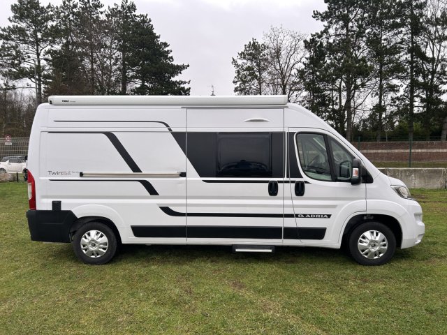 Adria Twin Axess 600 SP Family 600sp tout équipé - Photo 2