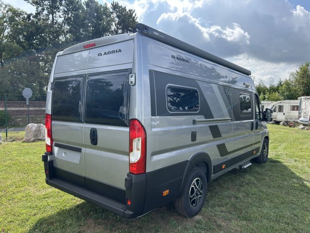 Adria Twin Sports 640 SGX 60eme Anniversaire 640sgx 60ans boite auto tout équipé - Photo 4