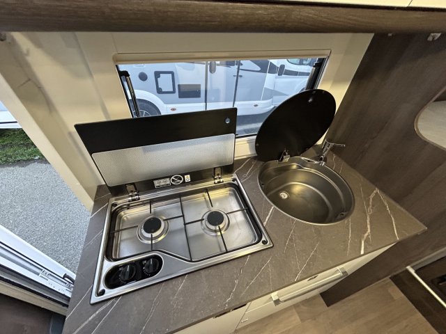 Benimar Yrteo 861 ytreo y861 boite auto 170cv tout équipé - Photo 17