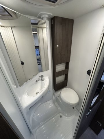 Benimar Yrteo 861 ytreo y861 boite auto 170cv tout équipé - Photo 20