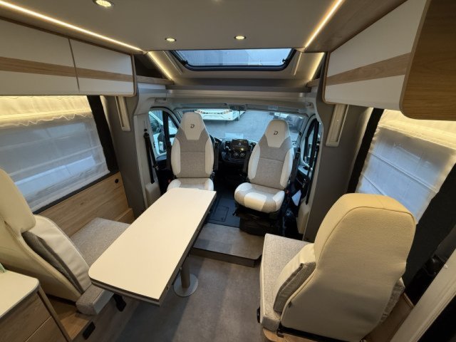 Dethleffs Just T 7052 DBL camp boite auto - Photo 9