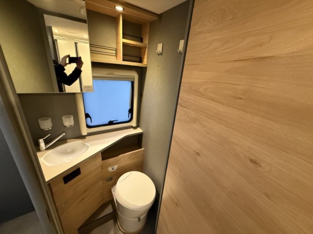 Dethleffs Just T 7052 DBL camp boite auto - Photo 16