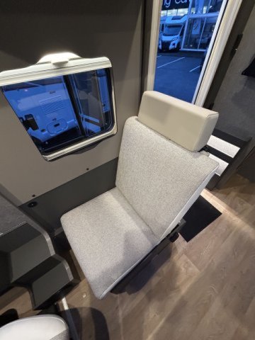 Dethleffs Trend I 7057 DBL boite auto 180cv - Photo 13