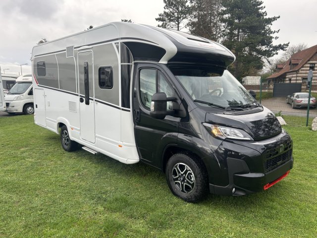 Dethleffs Trend T 7057 EBL active t7057 boite auto tout équipé Neuf