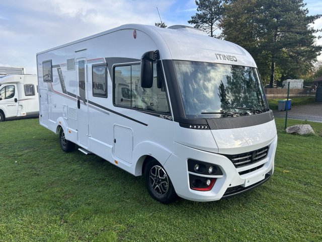 Itineo MC 740 mc740 adce edition boite auto tout équipé Neuf