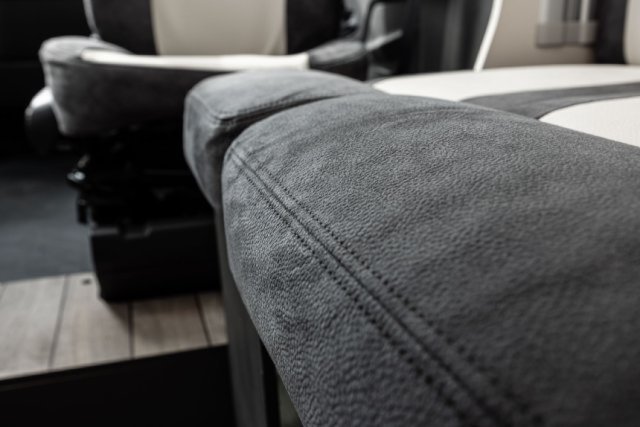 Mc Louis MC4 Slim 337 - Photo 55