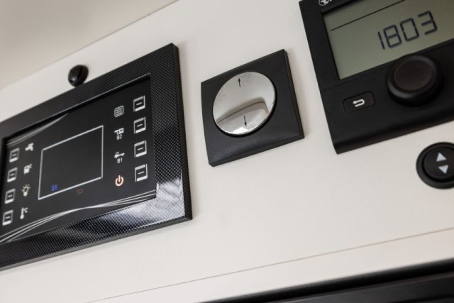 Mc Louis MC4 Slim 337 - Photo 79