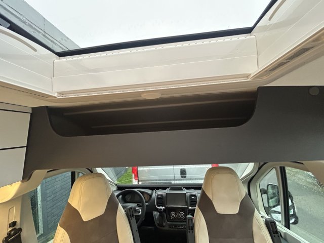 Mc Louis Menfys 3 Next boite auto tout équipé - Photo 13