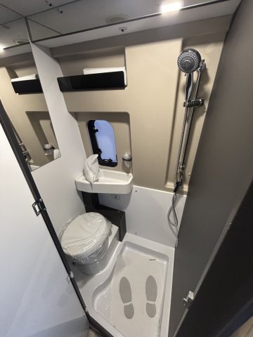 Mc Louis Menfys 3 Next boite auto tout équipé - Photo 18