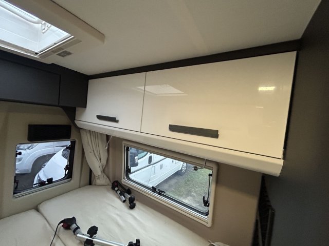 Mc Louis Menfys Van 3 Prestige tout équipé boite auto - Photo 24