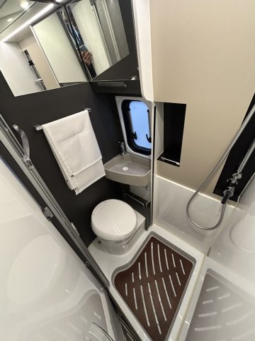 Mc Louis Menfys Van 3 Prestige tout équipé boite auto - Photo 26