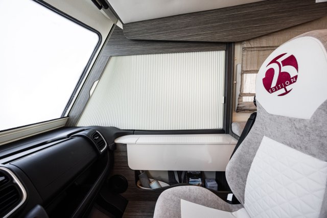 Mc Louis Nevis 881 25 ans boite auto tout équipé - Photo 16