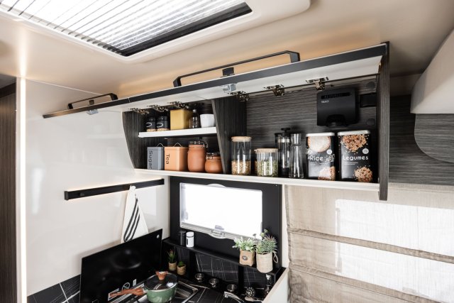 Mc Louis Nevis 881 25 ans boite auto tout équipé - Photo 45