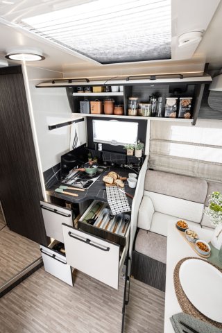 Mc Louis Nevis 881 25 ans boite auto tout équipé - Photo 47