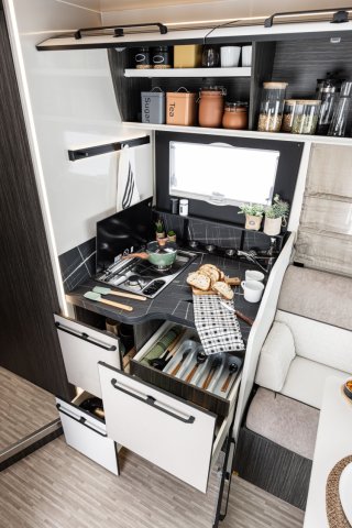 Mc Louis Nevis 881 25 ans boite auto tout équipé - Photo 48