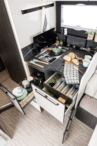 Mc Louis Nevis 881 25 ans boite auto tout équipé - Photo 52