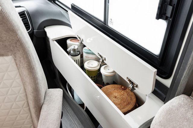 Mc Louis Nevis 881 25 ans boite auto tout équipé - Photo 69