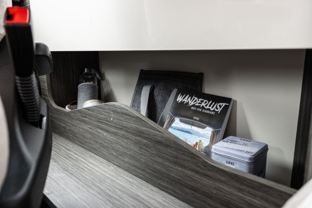 Mc Louis Nevis 881 25 ans boite auto tout équipé - Photo 71