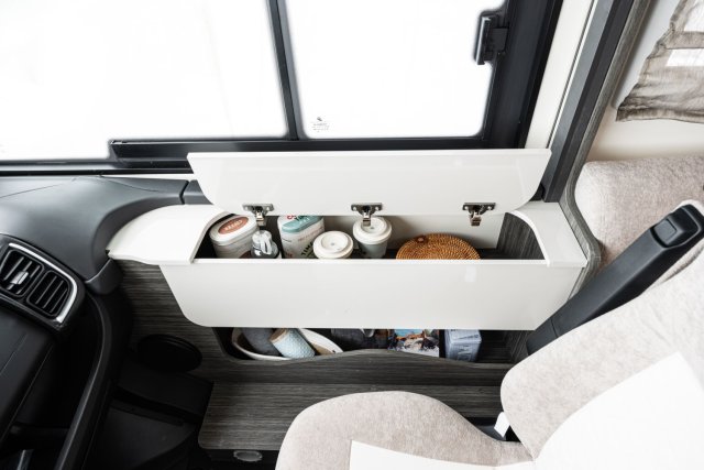 Mc Louis Nevis 881 25 ans boite auto tout équipé - Photo 72