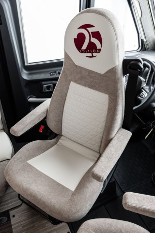 Mc Louis Nevis 881 25 ans boite auto tout équipé - Photo 82