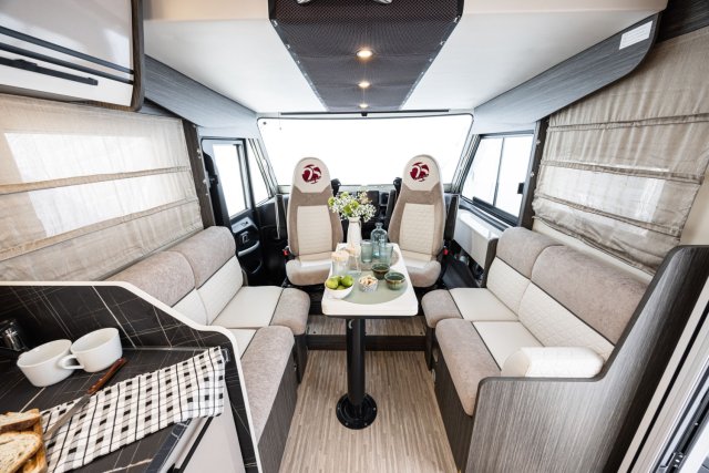 Mc Louis Nevis 881 25 ans boite auto tout équipé - Photo 106