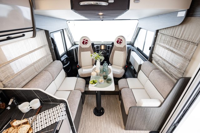 Mc Louis Nevis 881 25 ans boite auto tout équipé - Photo 107