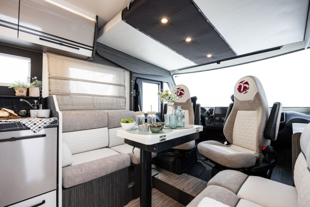 Mc Louis Nevis 881 25 ans boite auto tout équipé - Photo 108