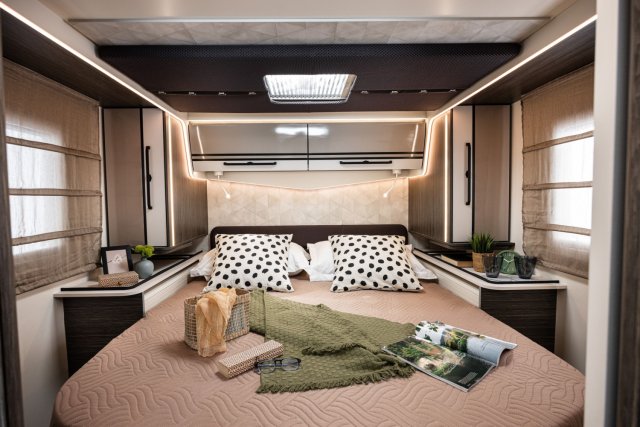 Mc Louis Nevis 881 25 ans boite auto tout équipé - Photo 126