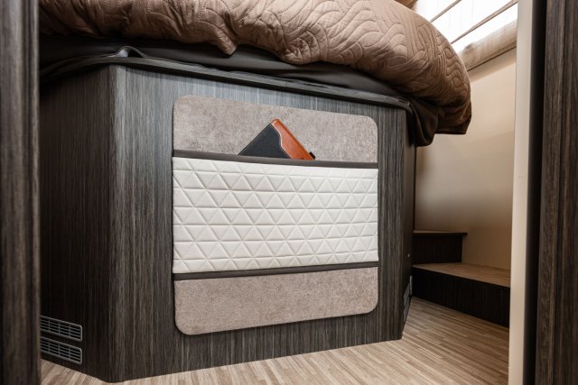 Mc Louis Nevis 881 25 ans boite auto tout équipé - Photo 128