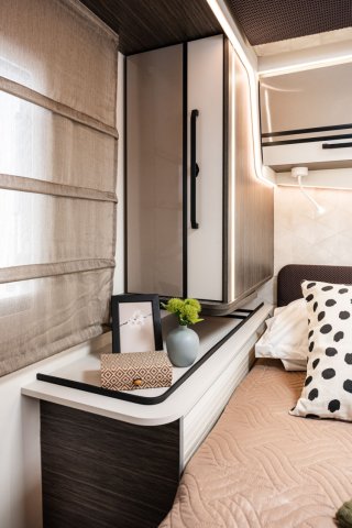 Mc Louis Nevis 881 25 ans boite auto tout équipé - Photo 143