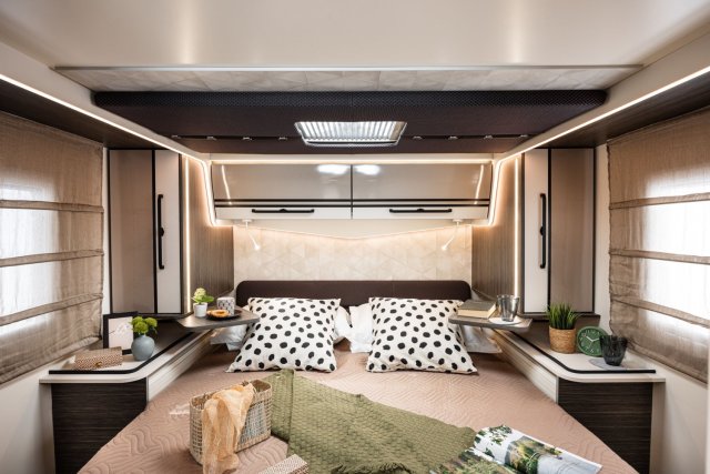 Mc Louis Nevis 881 25 ans boite auto tout équipé - Photo 149