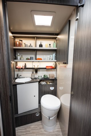 Mc Louis Nevis 881 25 ans boite auto tout équipé - Photo 165