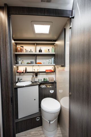 Mc Louis Nevis 881 25 ans boite auto tout équipé - Photo 166