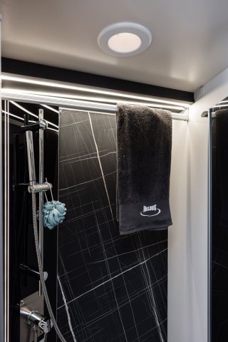 Mc Louis Nevis 881 25 ans boite auto tout équipé - Photo 179