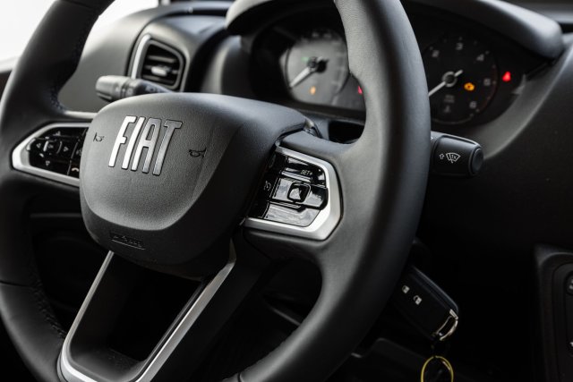 Mc Louis Nevis 881 25 ans boite auto tout équipé - Photo 185