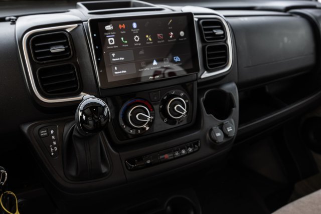 Mc Louis Nevis 881 25 ans boite auto tout équipé - Photo 187