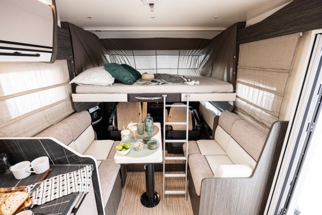 Mc Louis Nevis 881 25 ans boite auto tout équipé - Photo 195