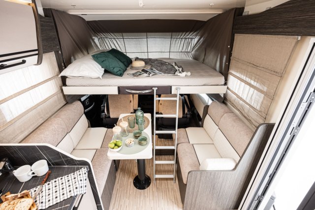 Mc Louis Nevis 881 25 ans boite auto tout équipé - Photo 196