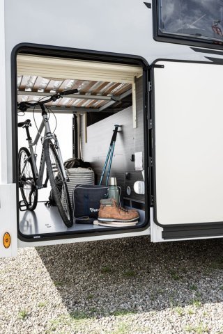 Mc Louis Nevis 881 25 ans boite auto tout équipé - Photo 213